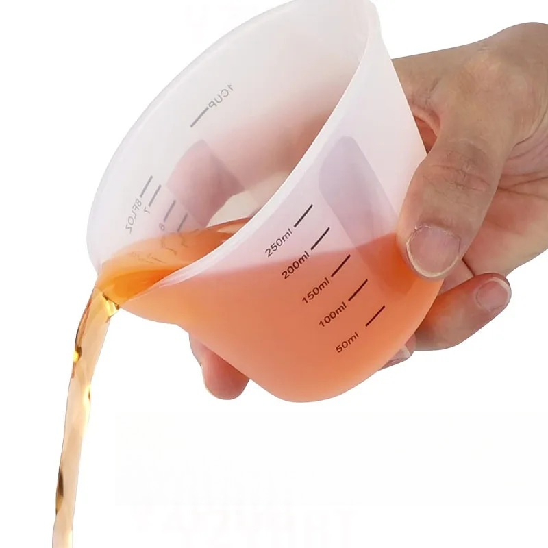 1pc Creative Simple 500ml /250 - огляд і ціна Mixing Cup Silicone